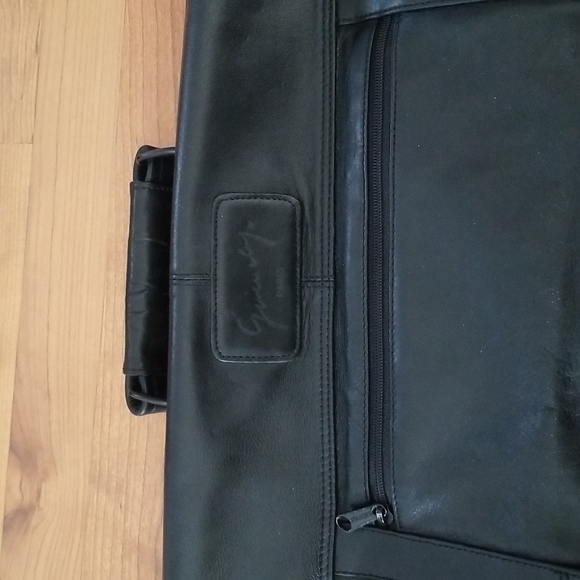 Givenchy Garment Travel Bag, Vintage Leather, Rare, Excellent Condition! - Picture 8 of 11